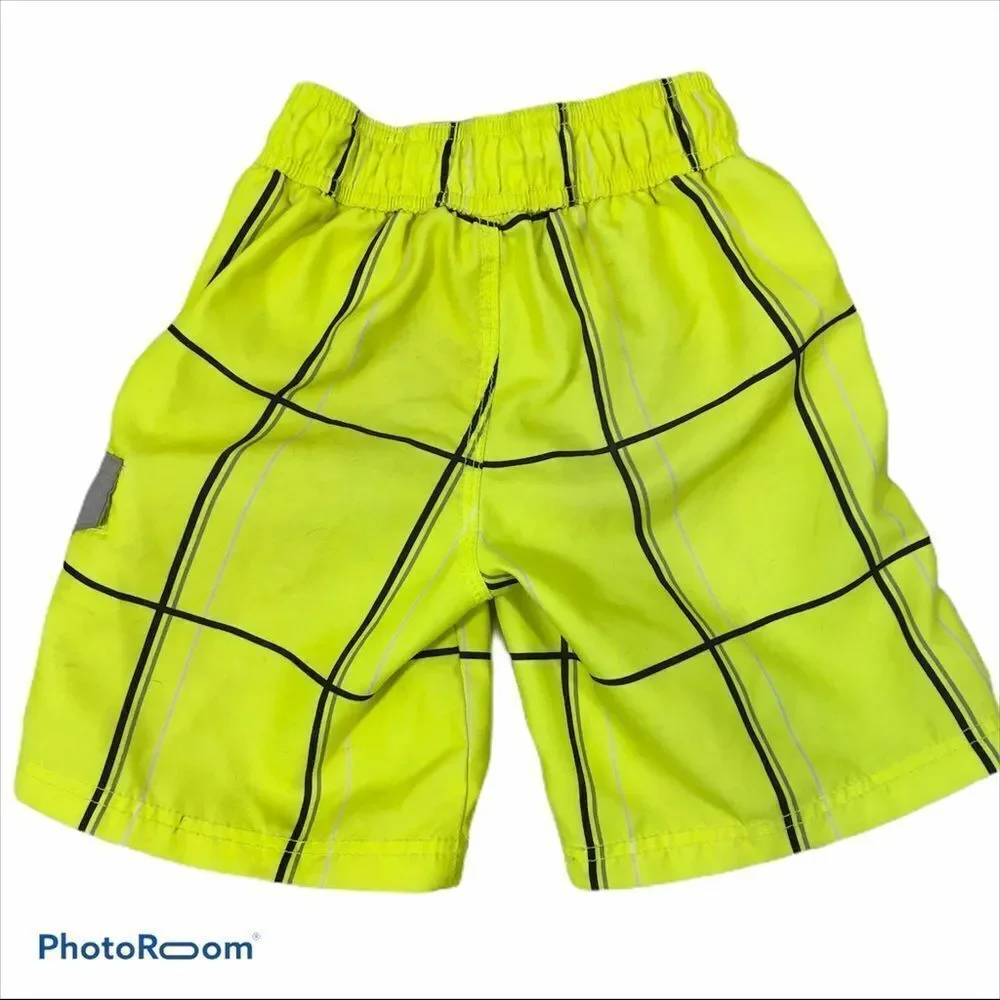 Lot of two Pairs of Boys 4T Swim Trunks‎